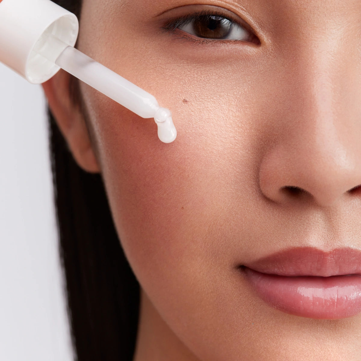 HADA Labo Tokyo Nourishing Booster Serum ravitseva kasvoseerumi